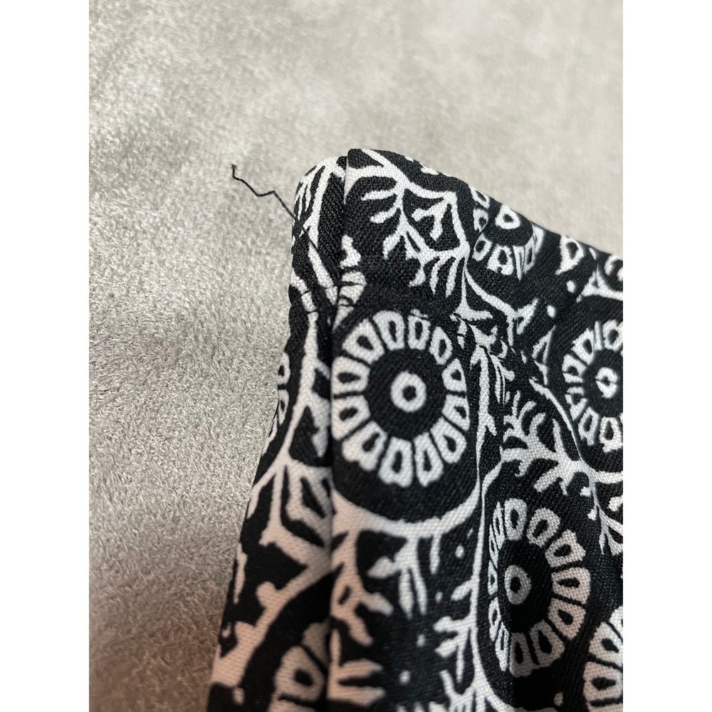 NY Collection Skirt Women PXL Black White Handkerchief Hem Paisley Boho - Picture 9 of 9